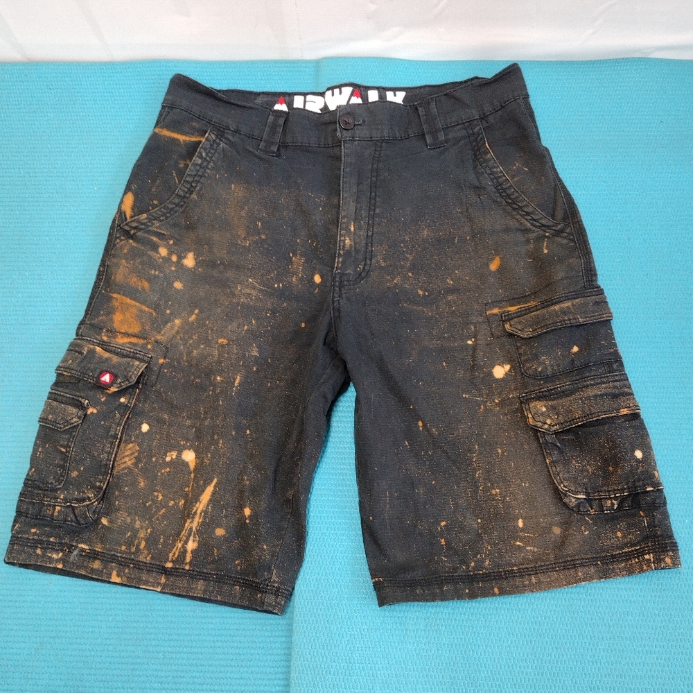 Airwalk Men's Cargo Tye Dyed Black Shorts Stretch Paint Stainin - Size 32